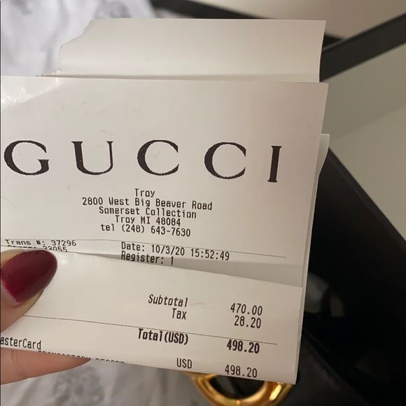 Gucci belt. 1 1/2 inches wide, size 80.
